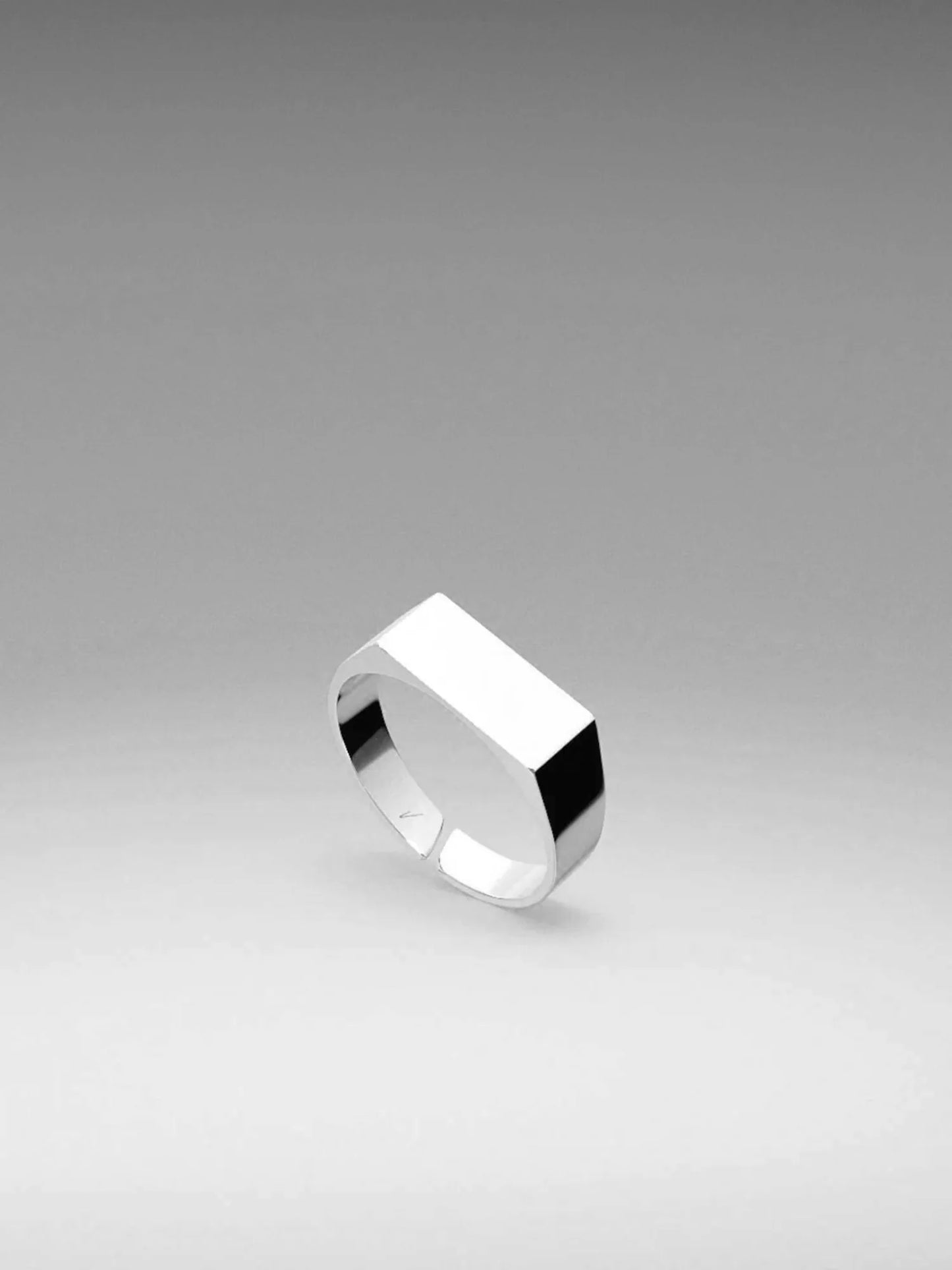 VALORE Adjustable Edge Steel Ring