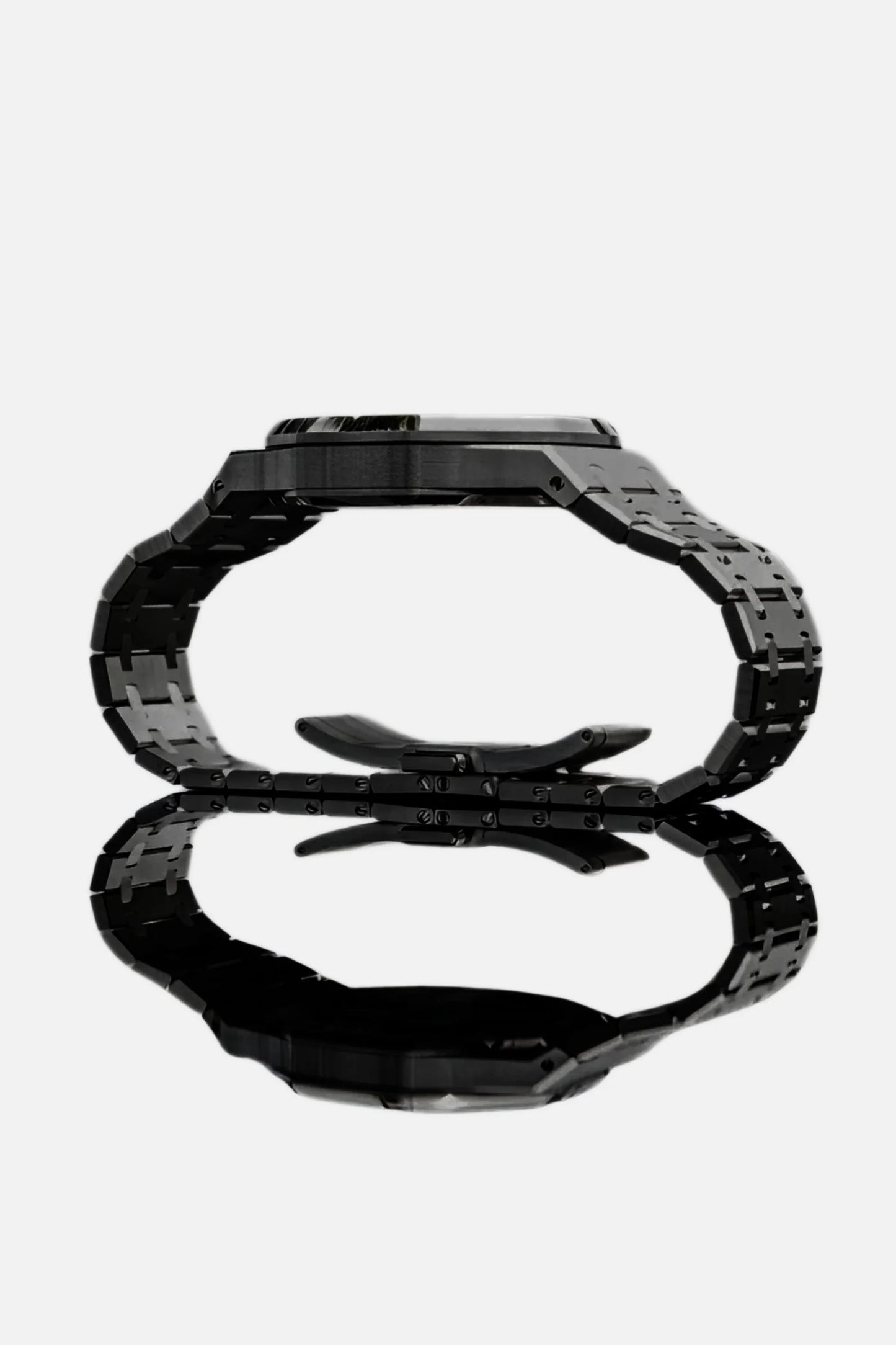 VL. Elegant Black